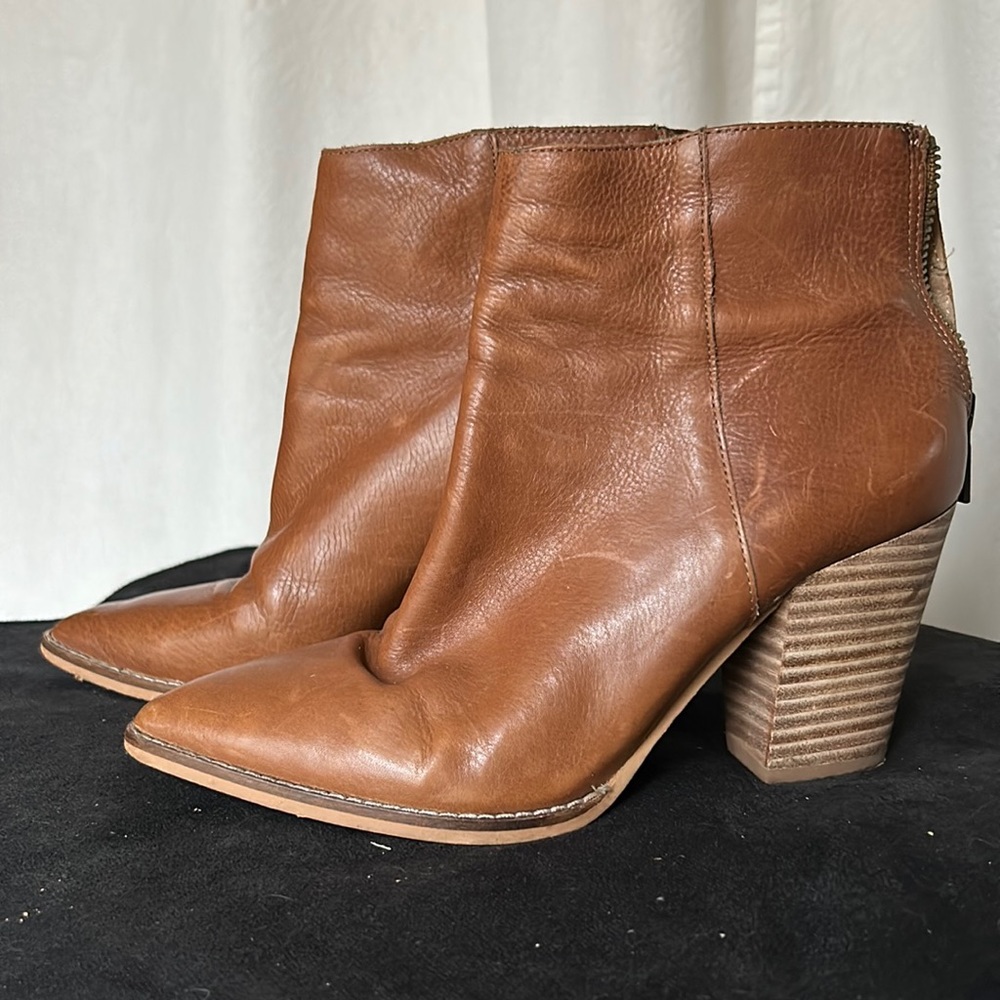 Lucky 🍀 Brand booties